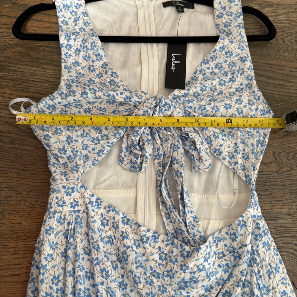 NWT Lulus Flowery Sentiments white floral print tie-front midi dress, size S. - Picture 8 of 10